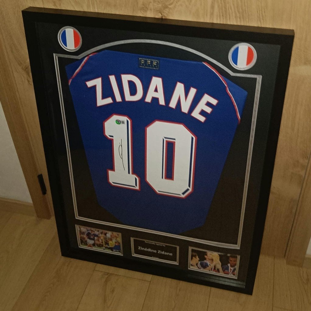 Gesigneerd Zidane - Frankrijk - Beckett gecertificeerd, Verzamelen, Ophalen of Verzenden, Nieuw, Shirt