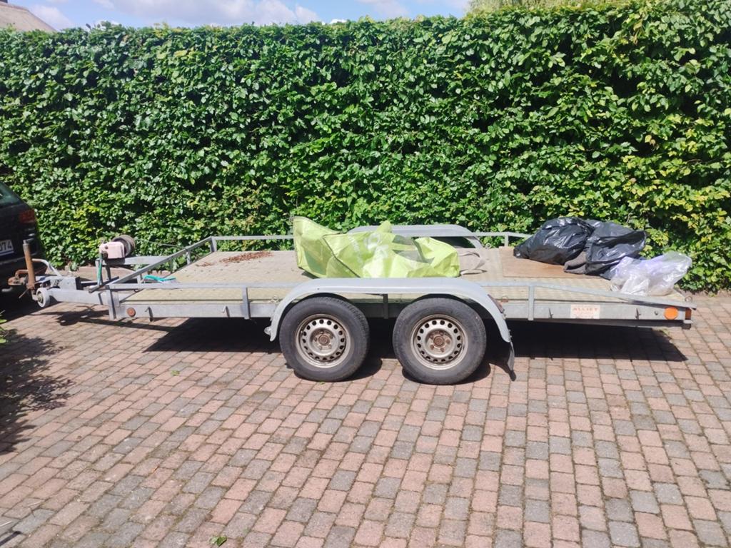 Auto aanhangwagen, Ophalen
