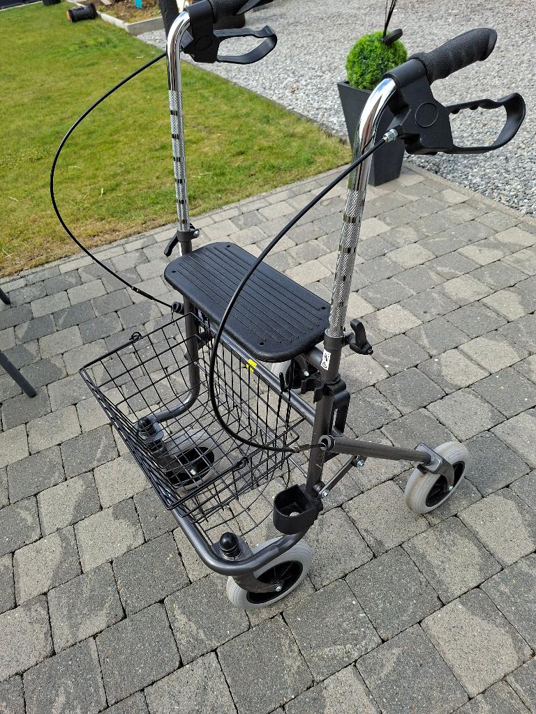 Rollator/déambulateur Vermeiren, Enlèvement, Pliant, Comme neuf, Fauteuil roulant à pousser