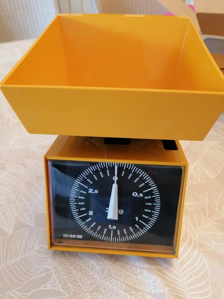 Balance vintage 3kg EKS avec emballage d'origine, Enlèvement ou Envoi, Comme neuf