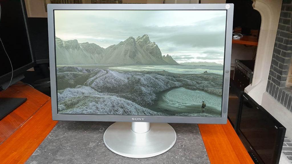 SONY computermonitor, Computers en Software, Monitoren, Ophalen, Gebruikt, DVI