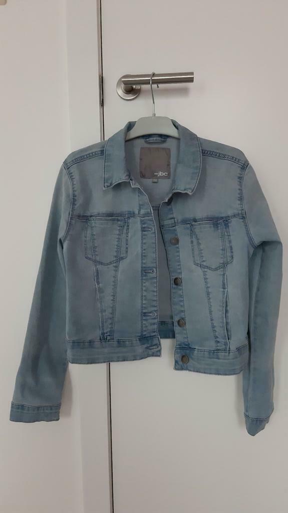 Jeans jasje licht blauw maat 152, Kinderen en Baby's, Ophalen, Zo goed als nieuw