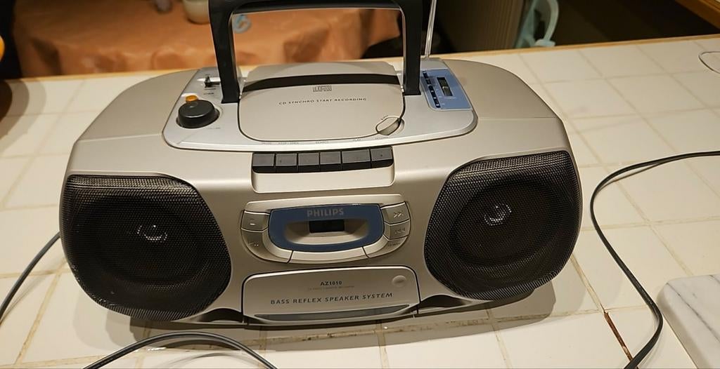 Draagbare radio/cd op netstroom of baterijen, Enlèvement, Utilisé, Transistor, Avec lecteur de CD