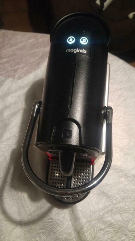 Cafetière machine café nespresso magimix m110 1260w suisse, Enlèvement ou Envoi, Comme neuf