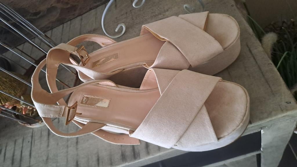 Chaussures primark 41, Enlèvement ou Envoi, Comme neuf