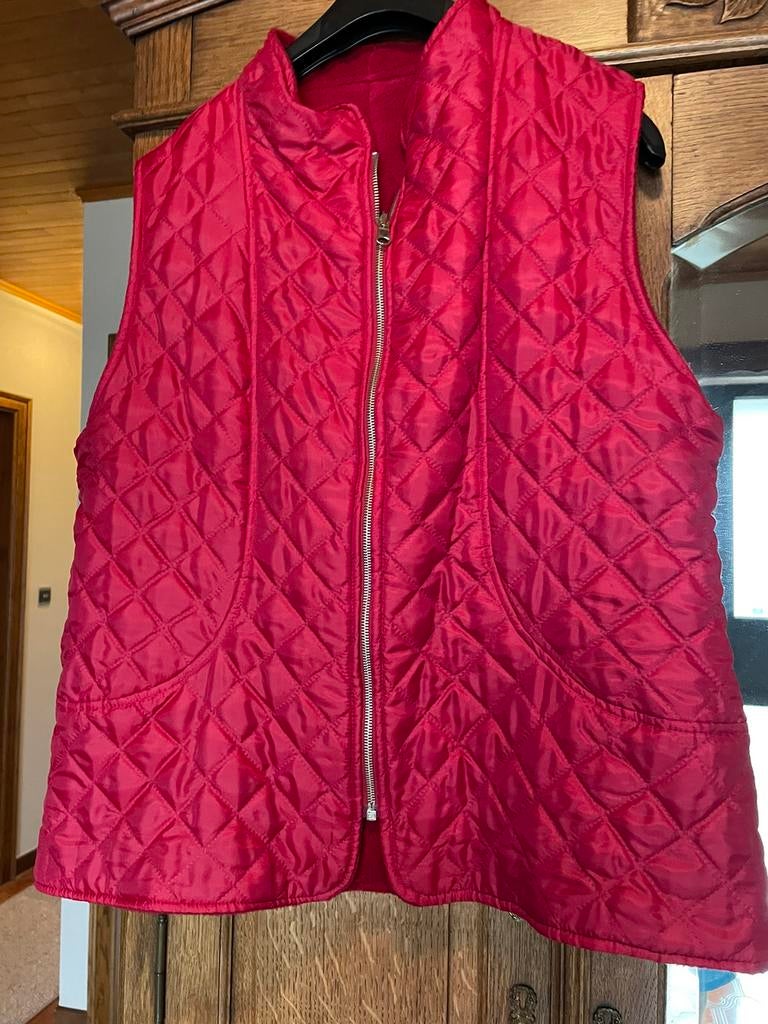 Bodywarmer  M/40/42, Kleding | Dames, Ophalen of Verzenden, Rood