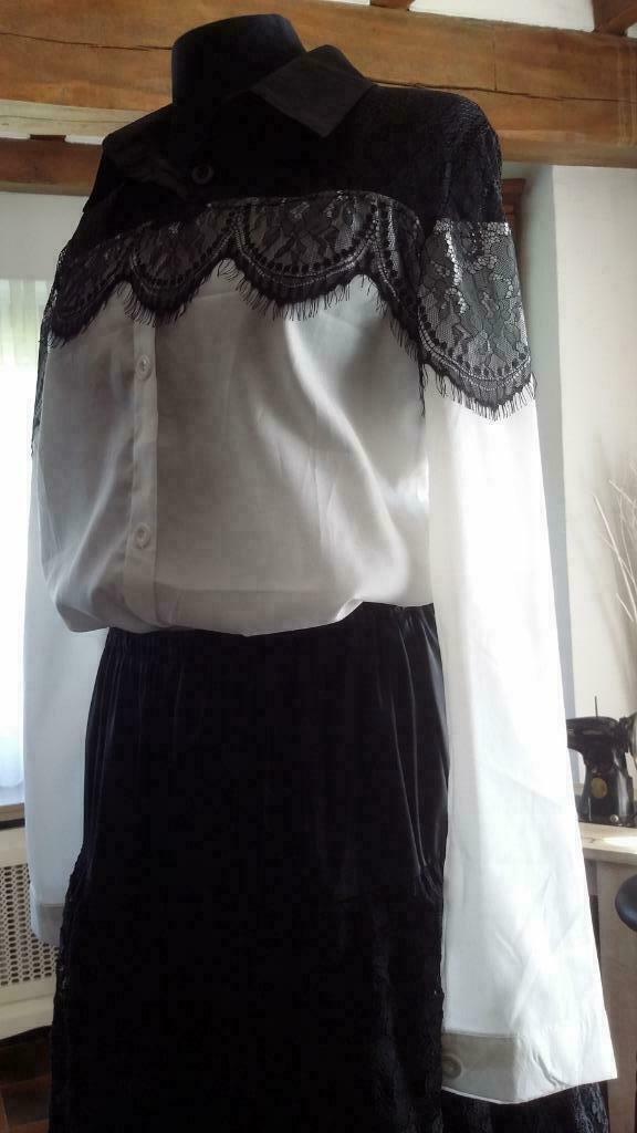 Chemisier blanc/noir avec dentelle noire neuf, Taille 38/40 (M), Enlèvement ou Envoi, Blanc, Neuf