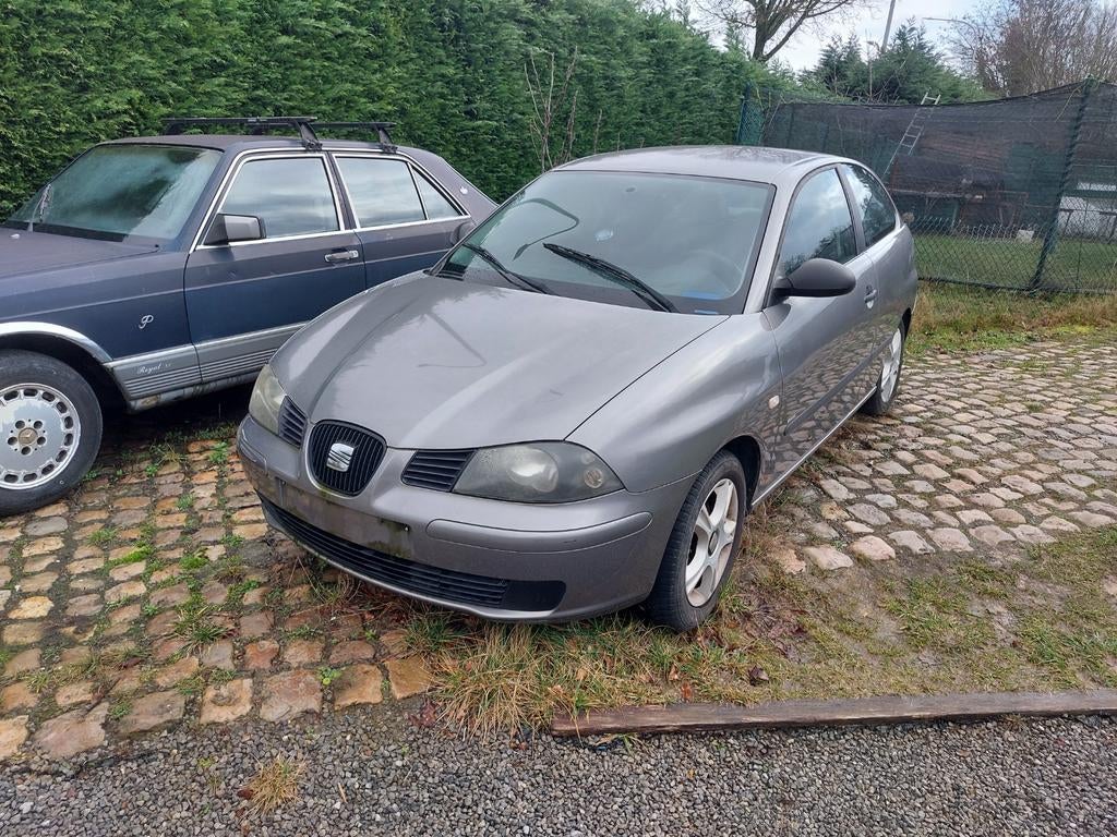 Seat Ibiza. Start niet meer. Mogelijk als onderdelenwagen, Ibiza, Particulier, Te koop, Benzine