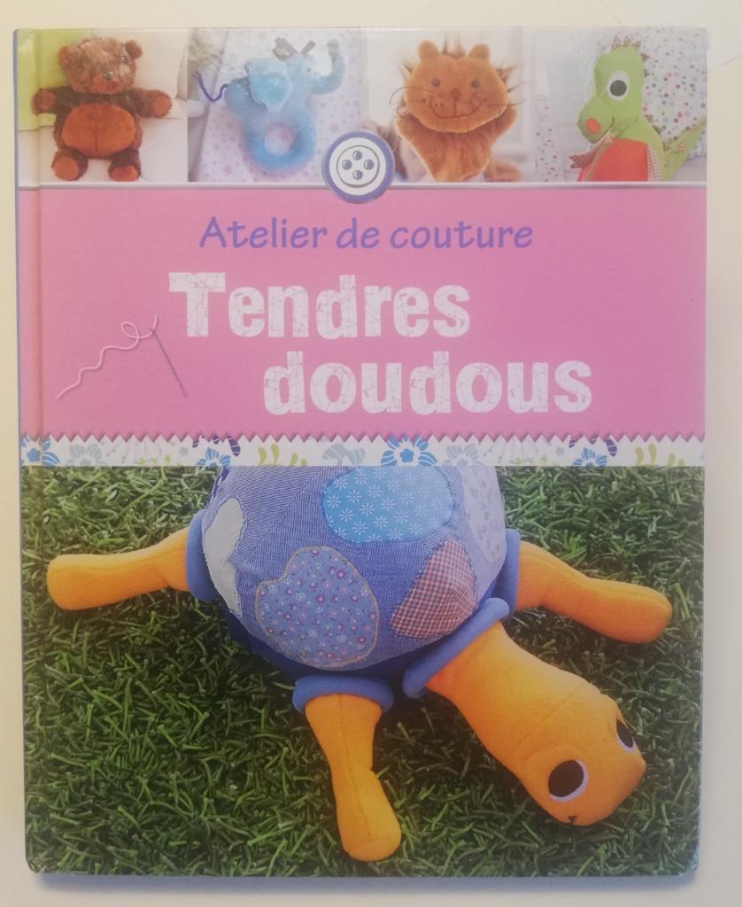 BXL À donner: livre ATELIER DE COUTURE, Enlèvement ou Envoi, Comme neuf