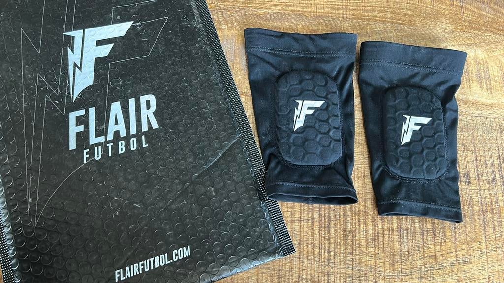 Protège-tibias pour enfants Flair football, Enlèvement ou Envoi, Comme neuf