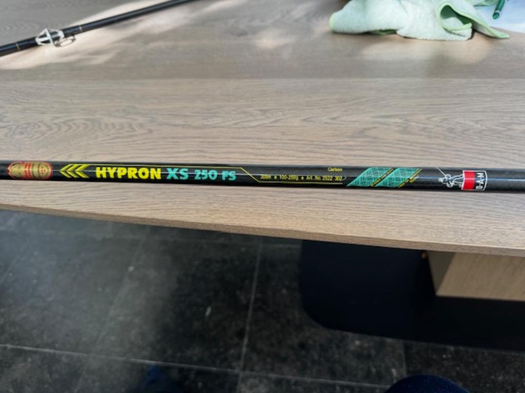 Dam Hydron X5 250 FS 3.00m 100-250 gr. Carbon 2-delig, Ophalen of Verzenden, Zo goed als nieuw, Werphengel
