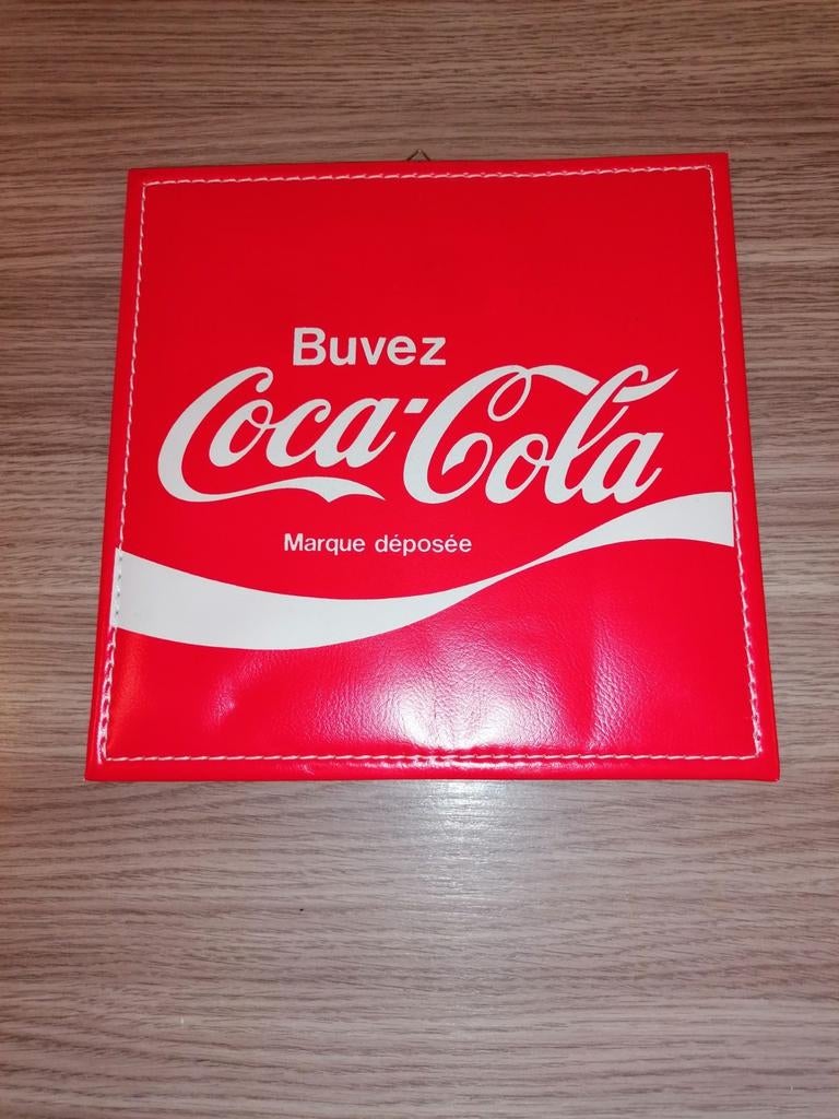 Coca-Cola... cuir rouge/simili... cadre publicitaire... anné, Enlèvement ou Envoi, Comme neuf