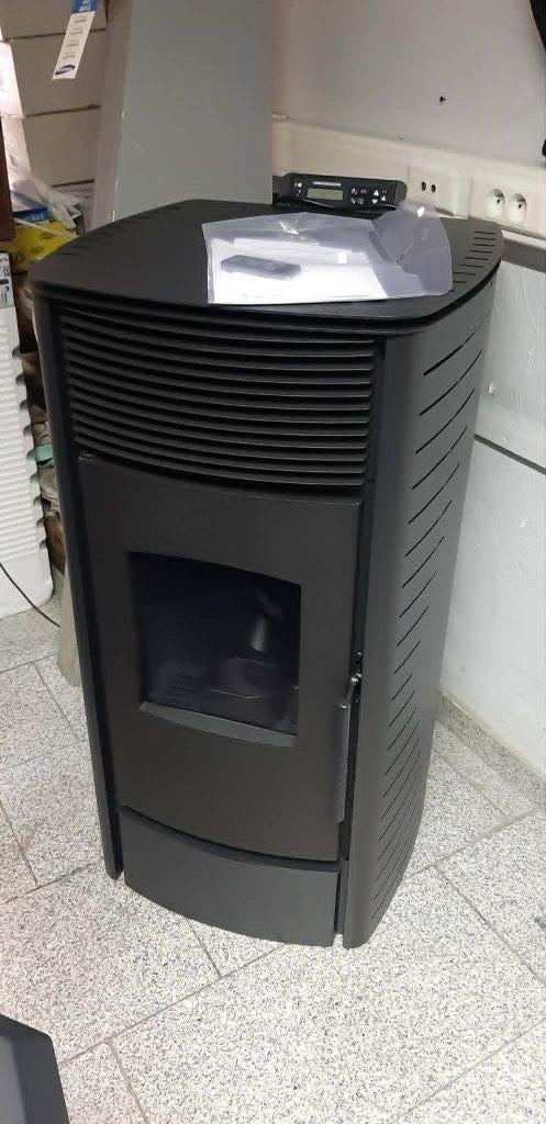 PelletStove DRG 2026 ( Gino 13kw - 95% > rendement, Huis en Inrichting, Kachels, Nieuw, Ophalen of Verzenden, Pelletkachel, Vrijstaand