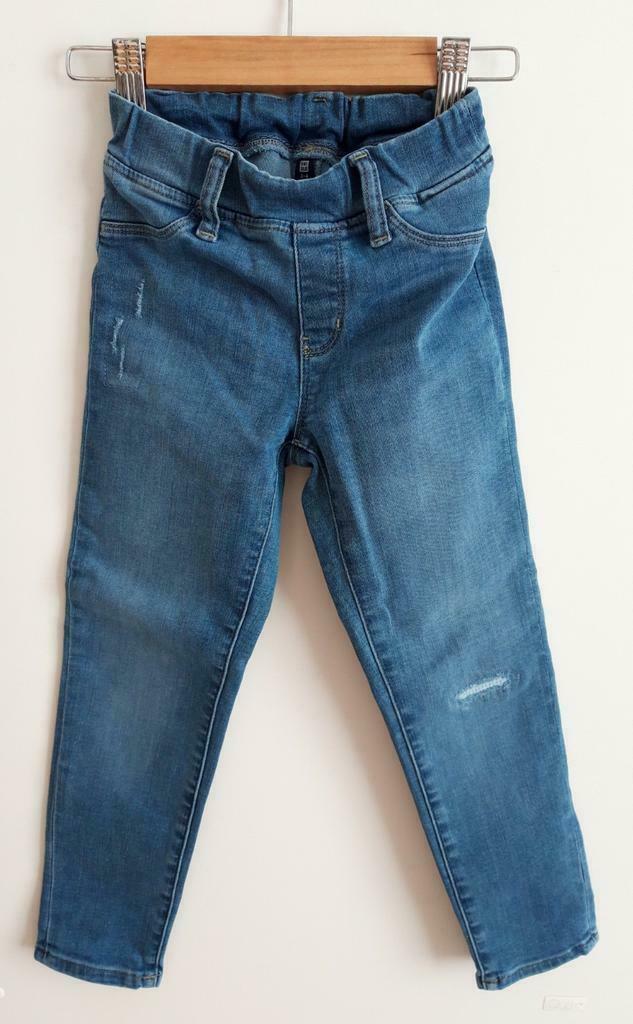 Jeansbroek Uniqlo - maat 3/4 jaar, Broek, Jongen of Meisje, Ophalen of Verzenden, Uniqlo