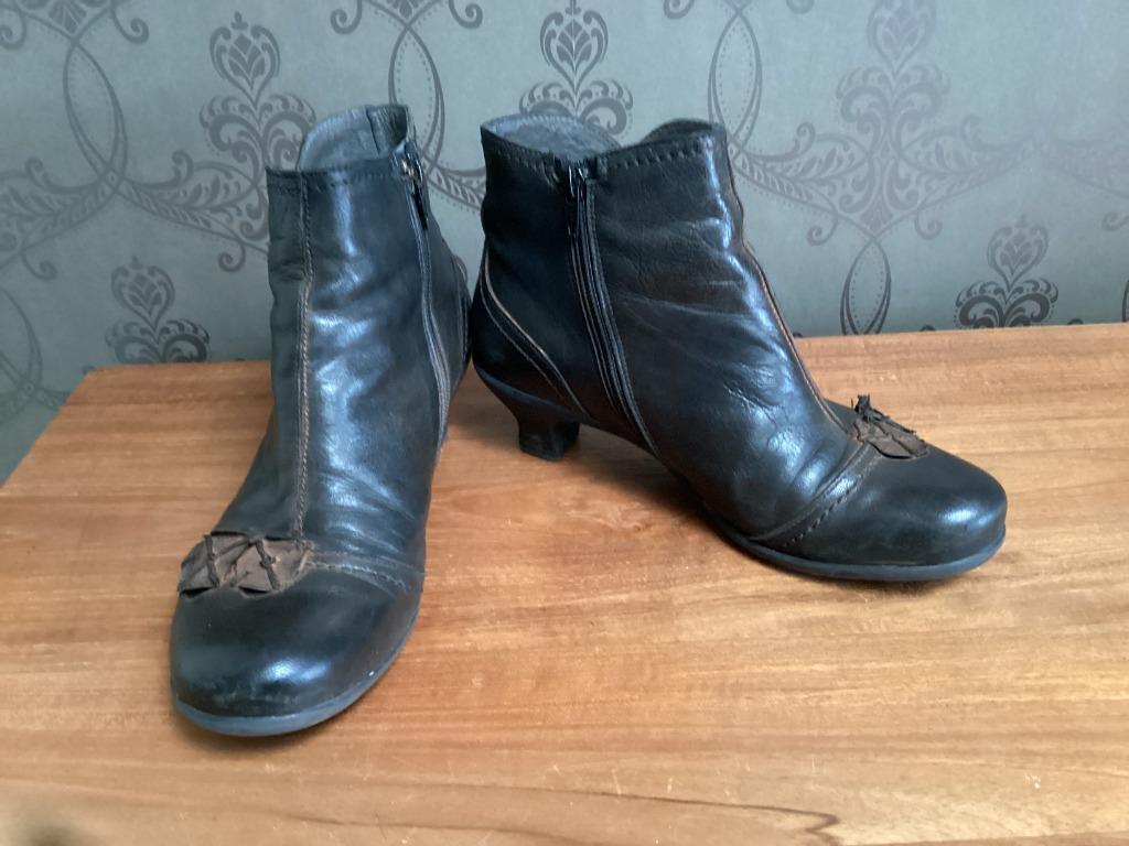 Enkellaarsjes Brako 38, Kleding | Dames, Schoenen, Bruin, Lage of Enkellaarzen, Ophalen of Verzenden, Gedragen