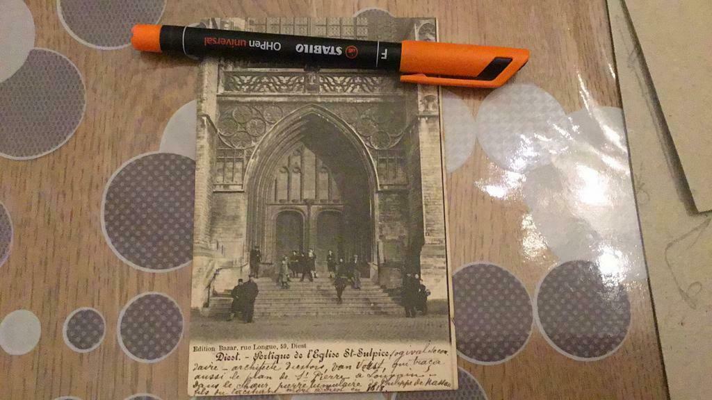 Diest portique de l’église Saint Sulpice, Avant 1920, Non affranchie