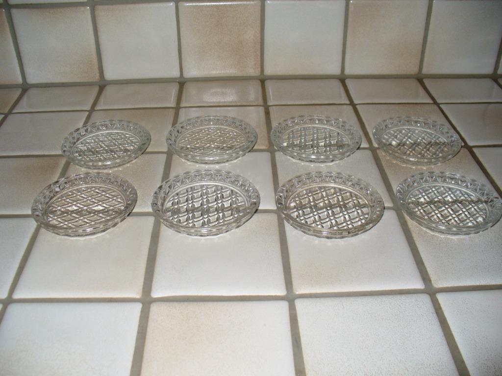 8 Glazen onderleggers, Ophalen of Verzenden
