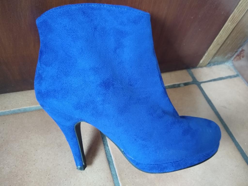 Enkellaarsjes in daim, felblauw, merk 2-Bizzy, maat 38, Ophalen, Blauw, Lage of Enkellaarzen, Nieuw