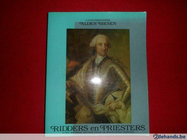 Ridders en Priesters, Boeken, Ophalen of Verzenden, Gelezen