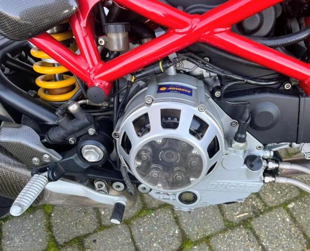 Rizoma koppelingsdeksel Ducati, Ophalen