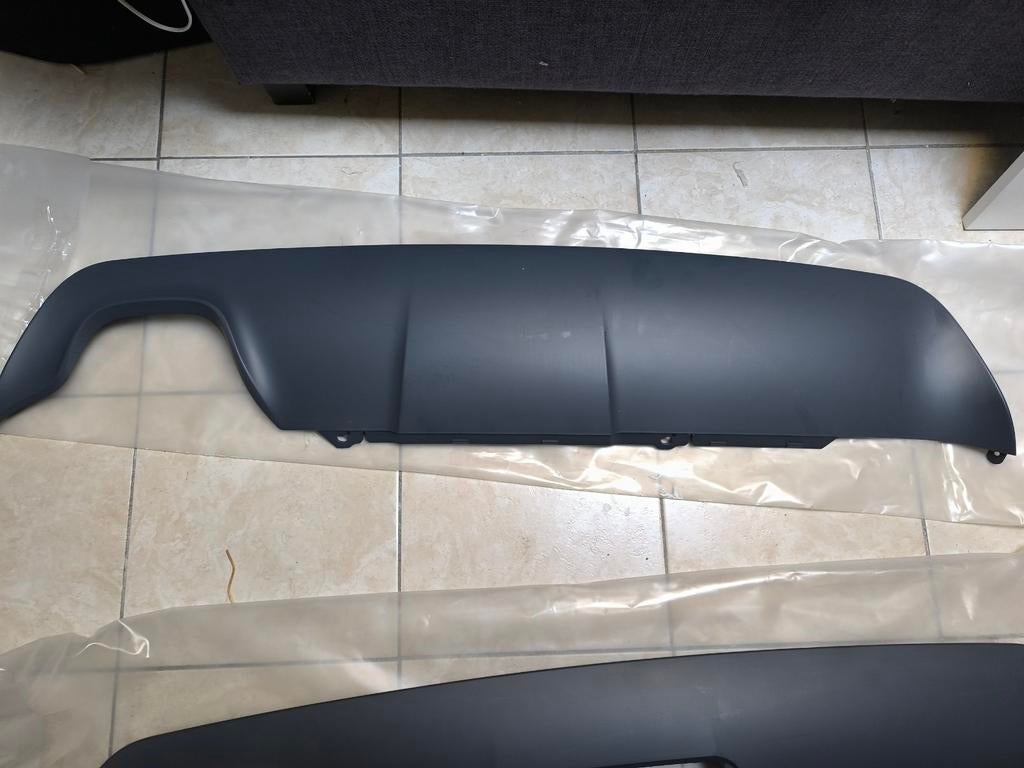 Diffuseur pare choc bmw g60, Enlèvement ou Envoi