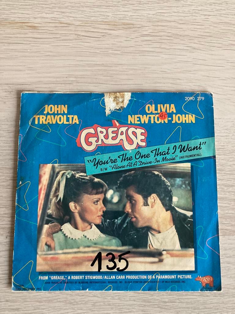 Grease, Enlèvement