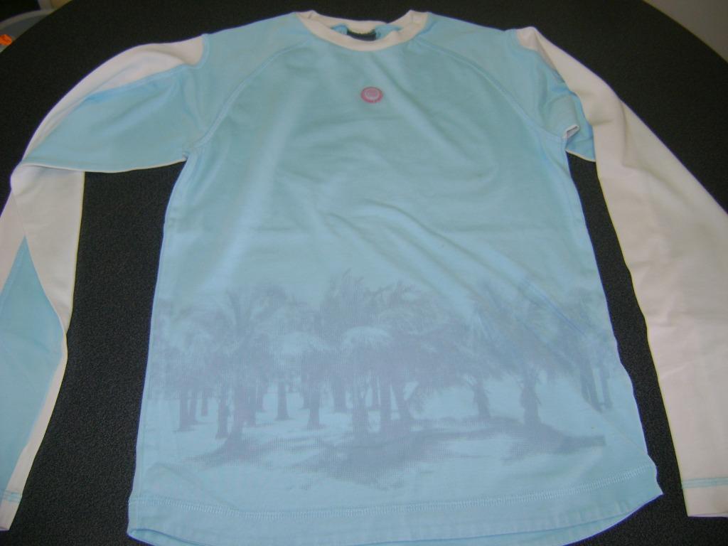 nouveau pull NIKE en taille 152, Neuf, NIKE, Enlèvement ou Envoi, Vêtements de sport ou Maillots de bain