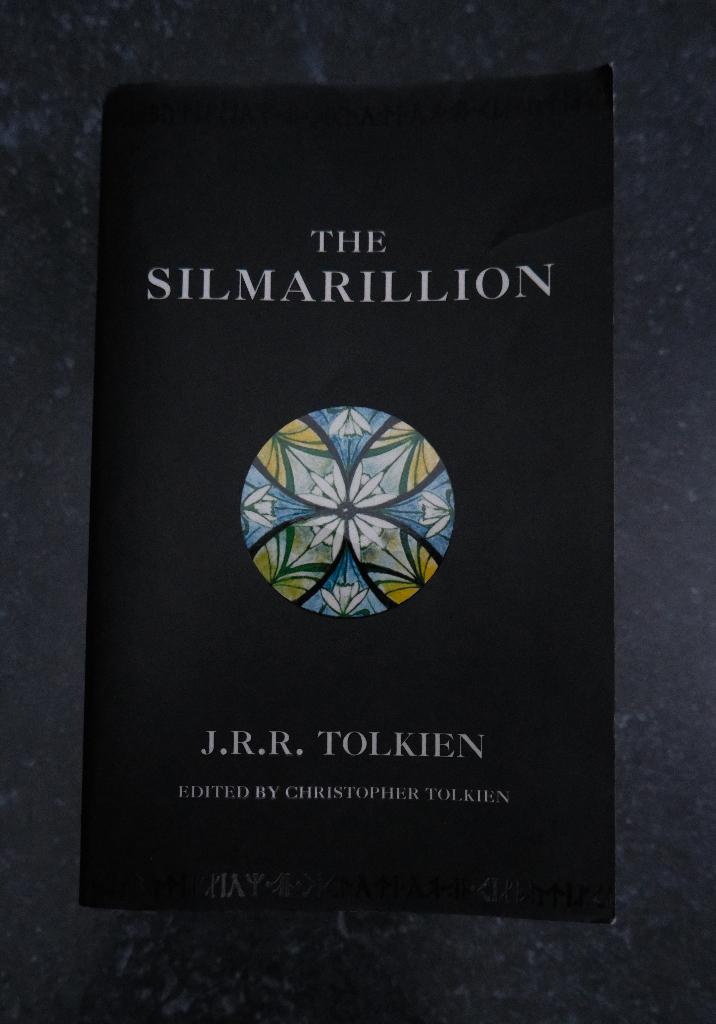 The Silmarillion - Tolkien, Livres, Enlèvement, Comme neuf, J.R.R. Tolkien