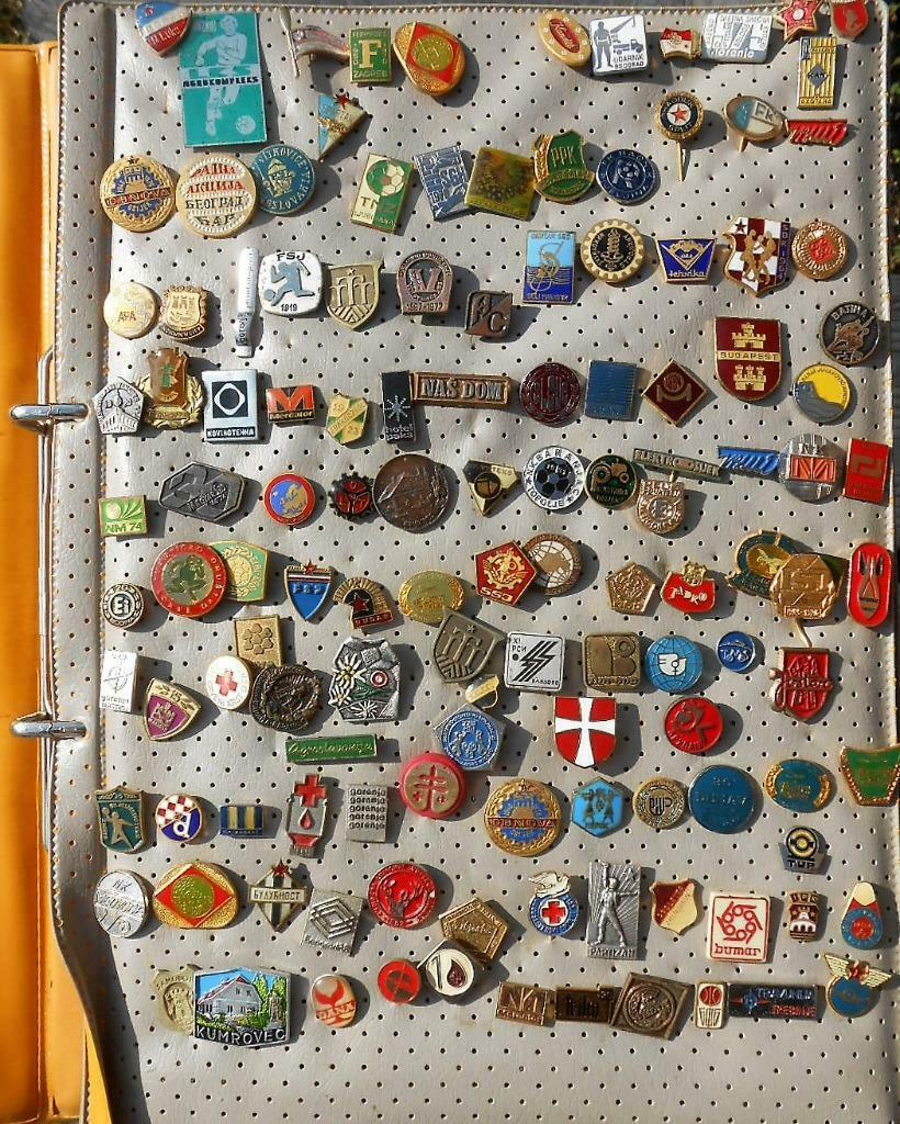 Zeer grote verzameling borst spelletjes (retro)  +/- 600, Collections, Broches, Pins & Badges, Enlèvement