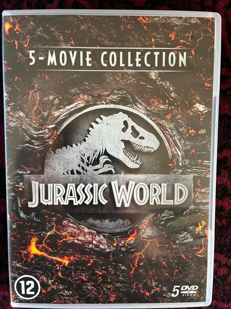 Jurassic world en Jurassic hunters €15, Ophalen of Verzenden, Zo goed als nieuw