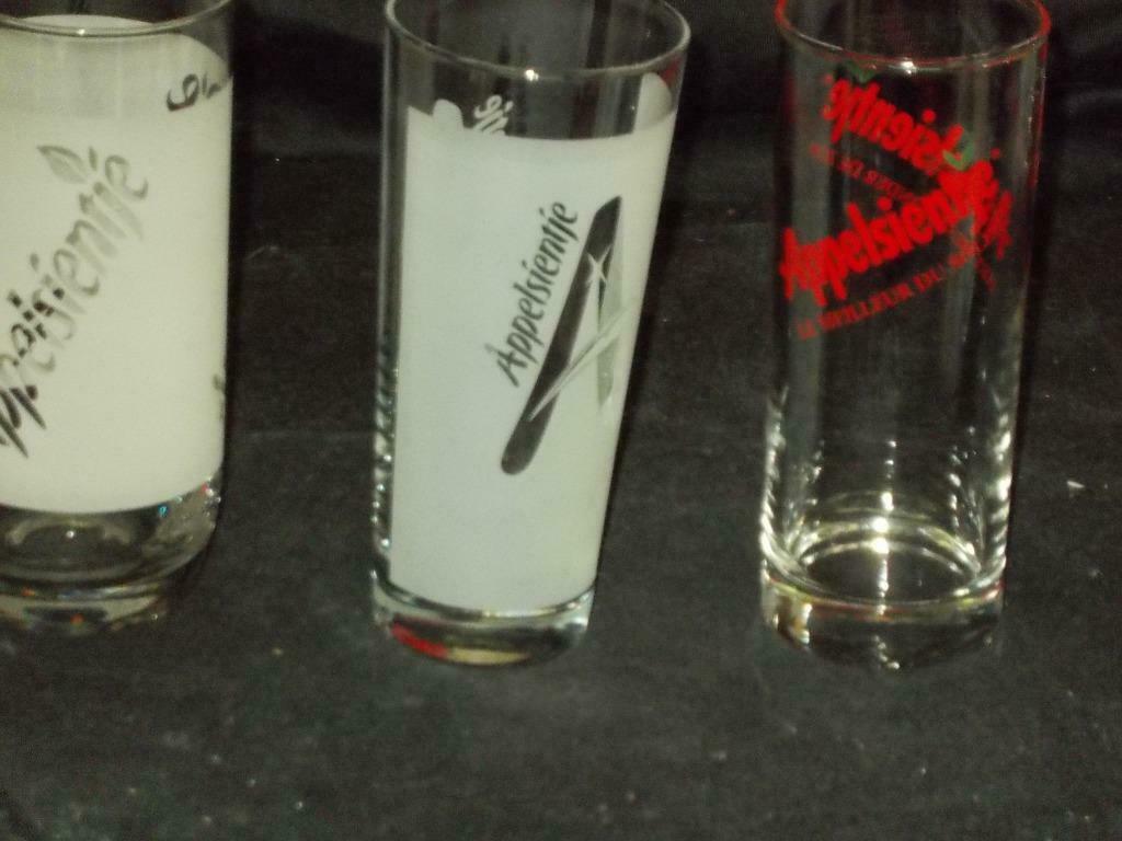 Glazen.Verres..Bud.Tiger Bier.Roman Special, Verzamelen, Ophalen of Verzenden, Gebruikt, Glas of Glazen, Overige merken