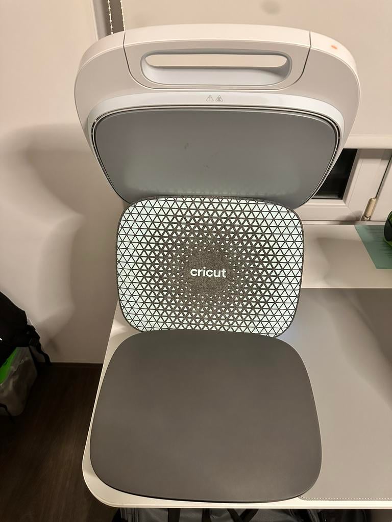 Cricut autopress, Enlèvement, Neuf