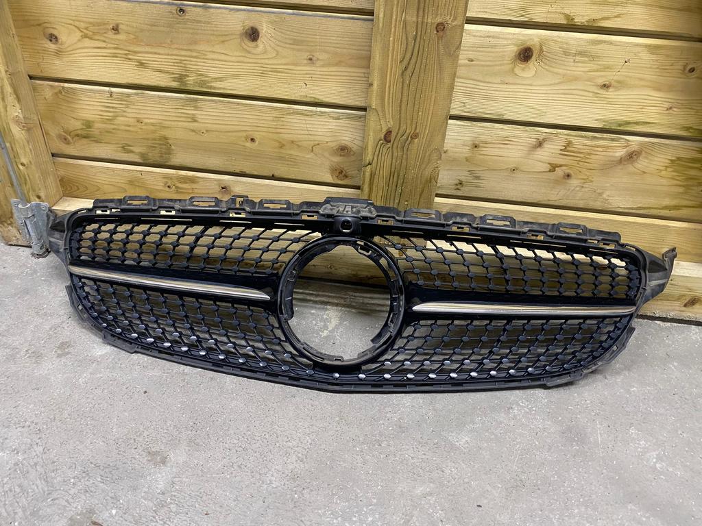 Calandre d'origine Mercedes W204, Autos : Pièces & Accessoires, Enlèvement
