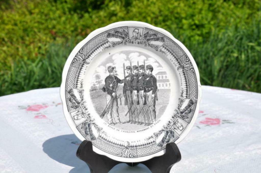 §  assiette sarreguemines "ecole de cavalerie " n1, Enlèvement ou Envoi