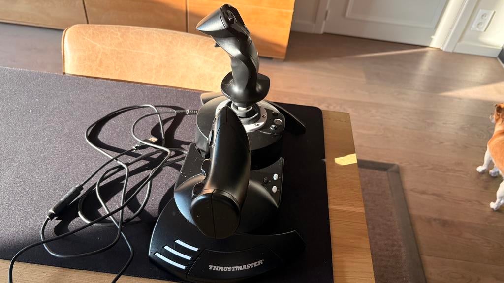 THRUSTMASTER Joystick T.Flight Hotas One - Xbox One/PC Zwart, Ophalen of Verzenden, Gebruikt