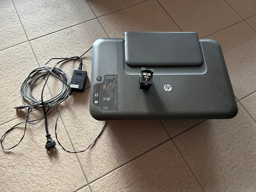 Printer HP Deskjet 2054A, Computers en Software, Ophalen, Kleur printen, Gebruikt, Inkjetprinter