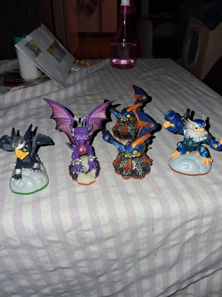Skylander figuren, Ophalen, Zo goed als nieuw