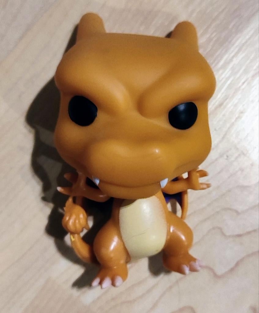 Charizard pop 8 cm, Ophalen of Verzenden, Zo goed als nieuw