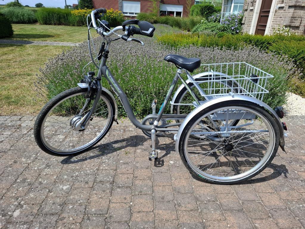 Tri-Bike - electrische driewieler, Ophalen, Zo goed als nieuw, Tri-Bike ( Pro-Movec), Verstelbare zitting