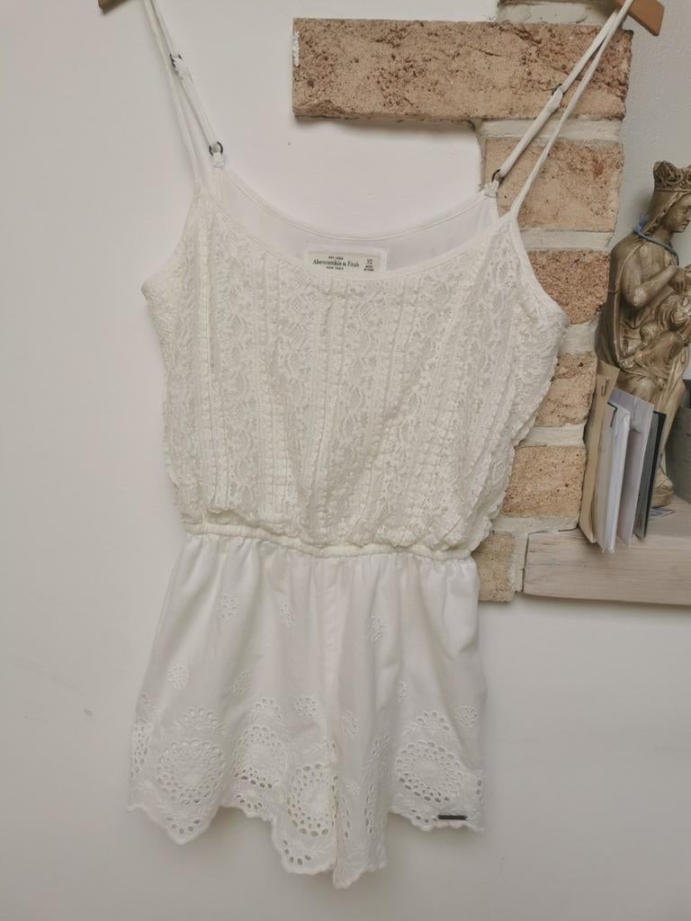 Belle combinaison en dentelle blanche d'Abercrombie & Fitch, Enlèvement ou Envoi, Comme neuf, Taille 34 (XS) ou plus petite, Blanc