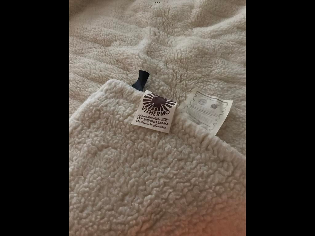 Vitherm Merino lam wollen overtrek ( dubbel ) 1,95 x 1,95, Ophalen, Zo goed als nieuw, Dekbedovertrek