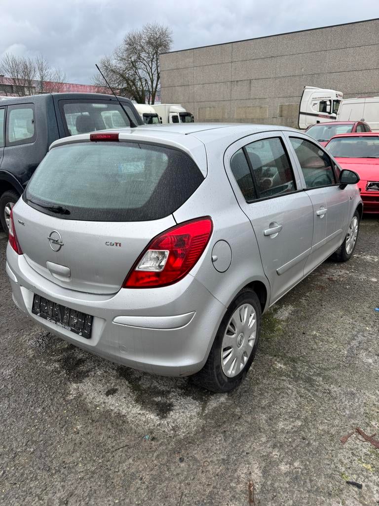 Opel corsa 2000€, Auto's, Diesel, Te koop, Corsa