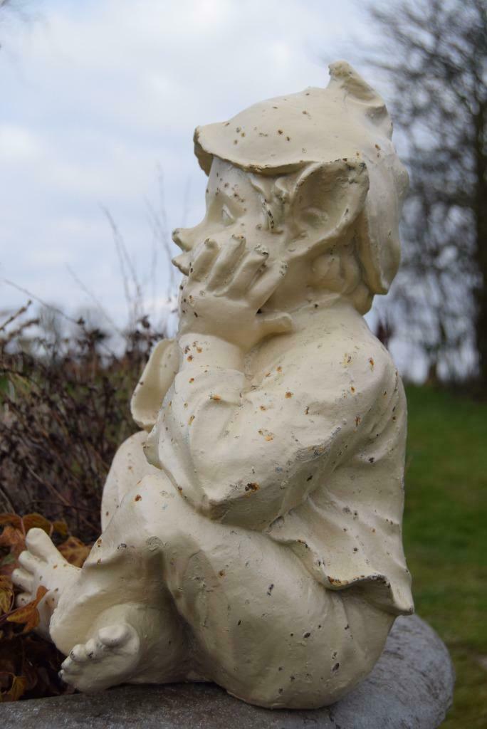 Grand lutin ,farfadet,gnome en fonte patinée, Enlèvement, Comme neuf, Autres matériaux, Nain de jardin