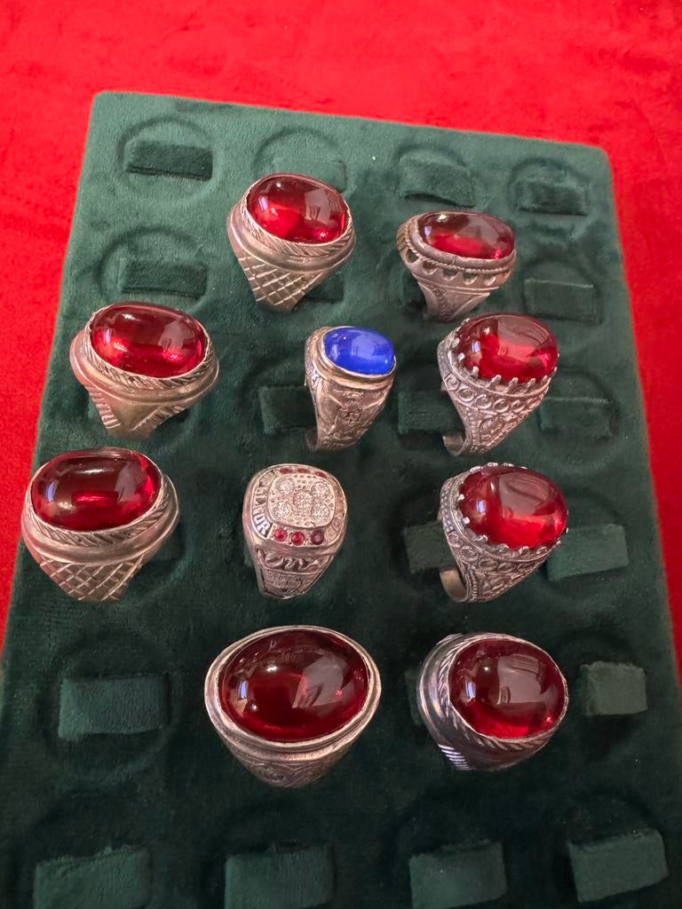 10 bagues en argent avec rubis, Bijoux, Sacs & Beauté, Enlèvement, Comme neuf, Argent, Argent