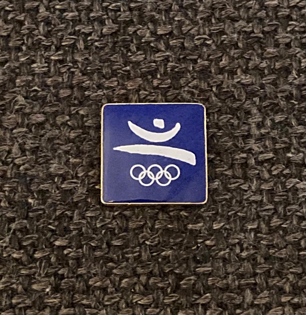 PIN - OLYMPISCHE SPELEN - JEUX OLYMPIQUES, Collections, Envoi, Utilisé, Sport, Insigne ou Pin's