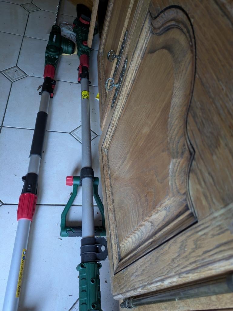 Taille haie, élagueuse,tronçonneuse sur perche, Jardin & Terrasse, Enlèvement ou Envoi, Comme neuf, Batterie
