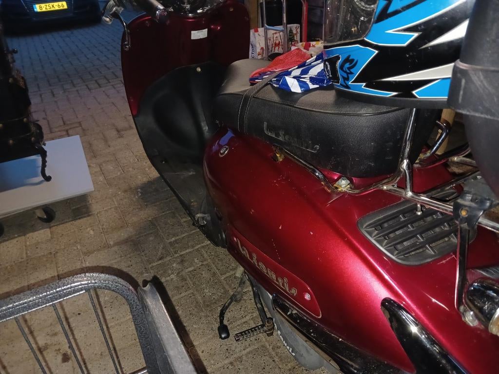 La souris grand-retro scooter 45kmph met 1114km er op, Overige merken, Ophalen of Verzenden, Zo goed als nieuw, Benzine