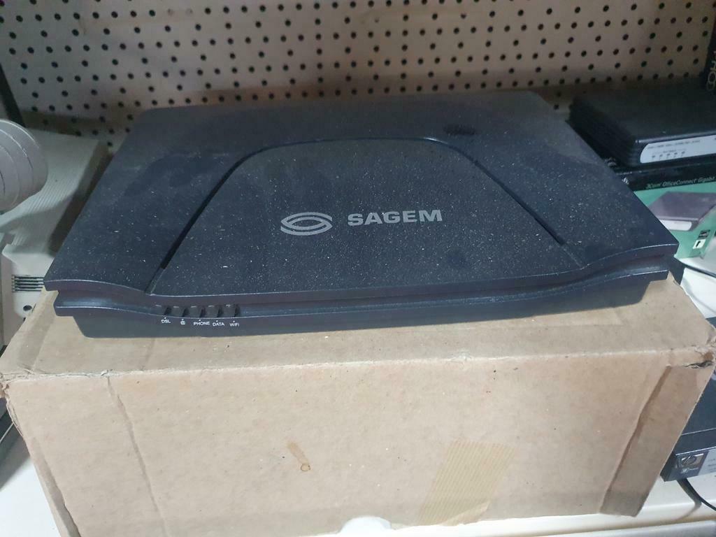 router sagem, Informatique & Logiciels, Enlèvement, Utilisé, Routeur