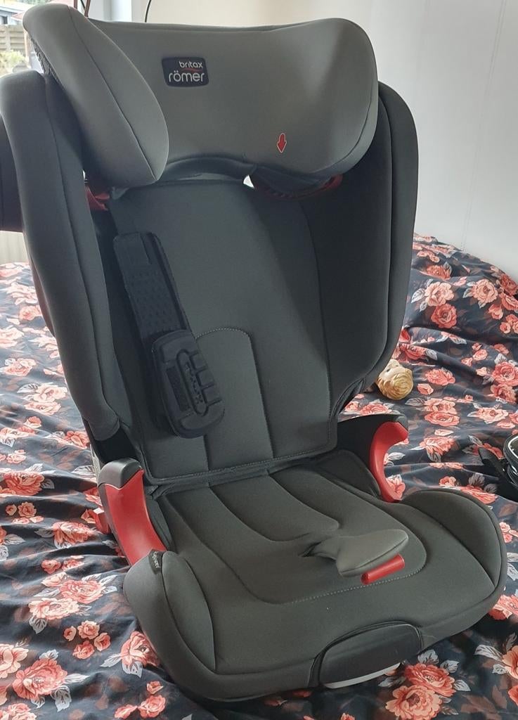 Britax Römer 15-36kg autostoel, Ophalen, 15 t/m 36 kg, Slaapstand, Zo goed als nieuw