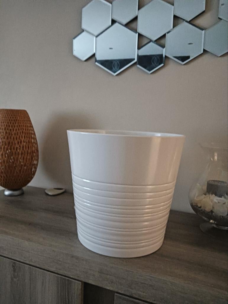 Grande pot a fleur ikea, Enlèvement
